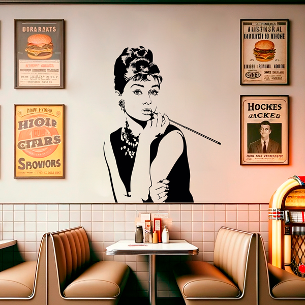 Wandtattoos: Audrey Hepburn posiert