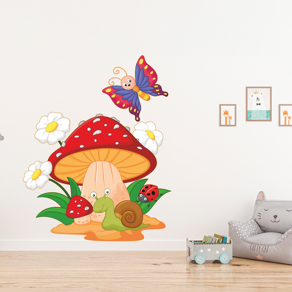 Kinderzimmer Wandtattoo: Pilz, Gänseblümchen, Schnecke und Schmetterling