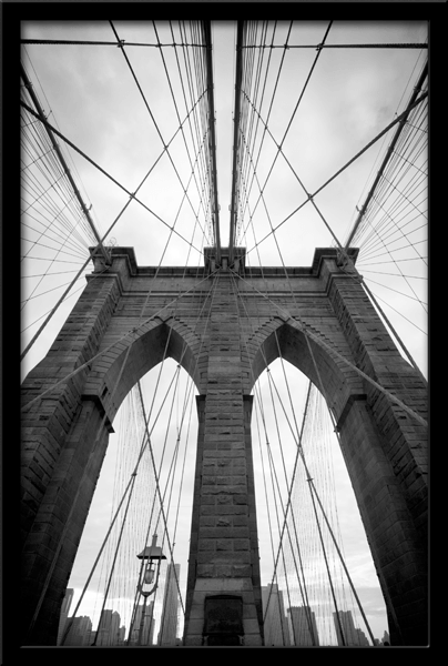 Wandtattoos: Innerhalb der Brooklyn Bridge