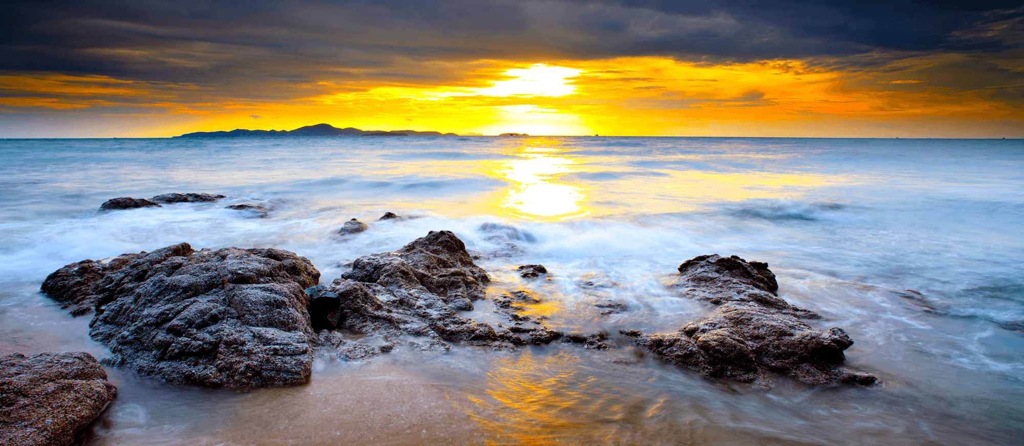 Fototapeten: Rocks at Sunset