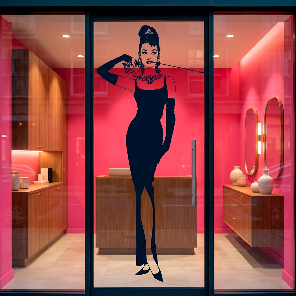 Wandtattoos: Audrey mit ihrer Katze