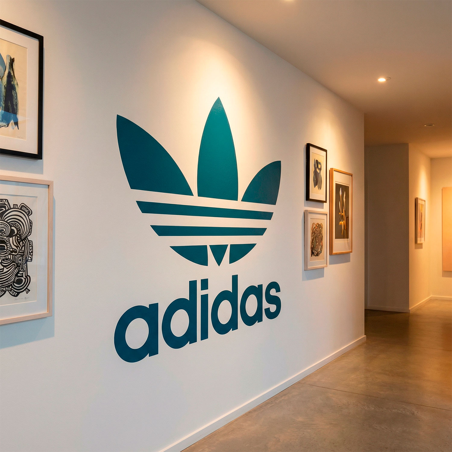 Wandtattoos: Erstes Logo von Adidas