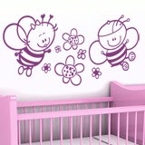 Kinderzimmer Wandtattoo: Biene und Blumen 4