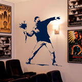 Wandtattoos: Banksy Blume Werfen Protest 12