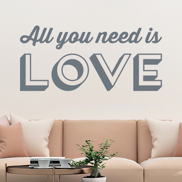 Wandtattoos: All you need is love