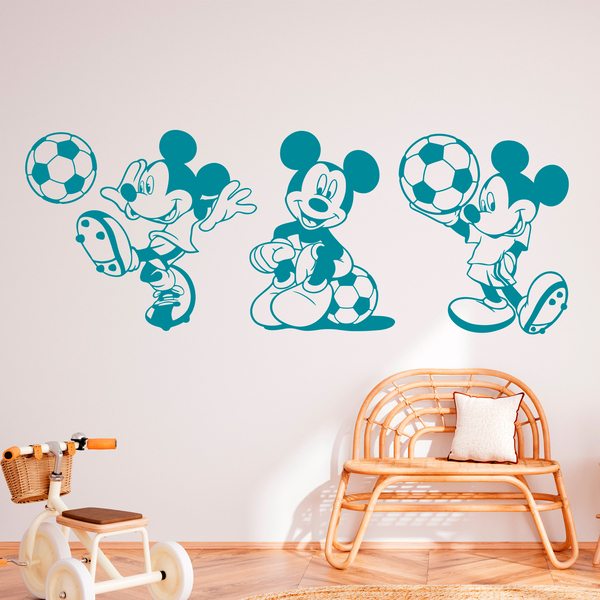 Kinderzimmer Wandtattoo: Triptychon Mickey Mouse Fußballspieler