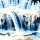 Wandtattoos: Wasserfall im Frühling 3