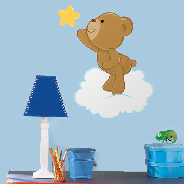 Kinderzimmer Wandtattoo: Kleiner Bär, der einen Stern fängt