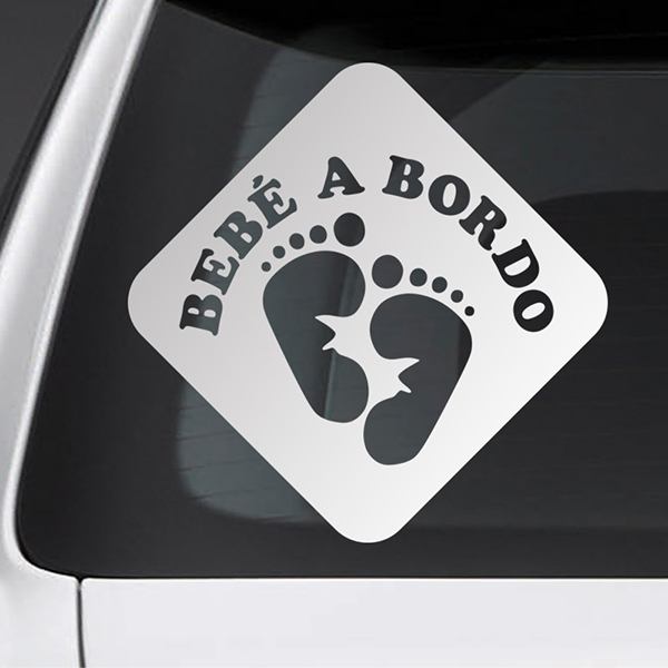 Aufkleber: Baby an bord Fußabdrücke Spanisch