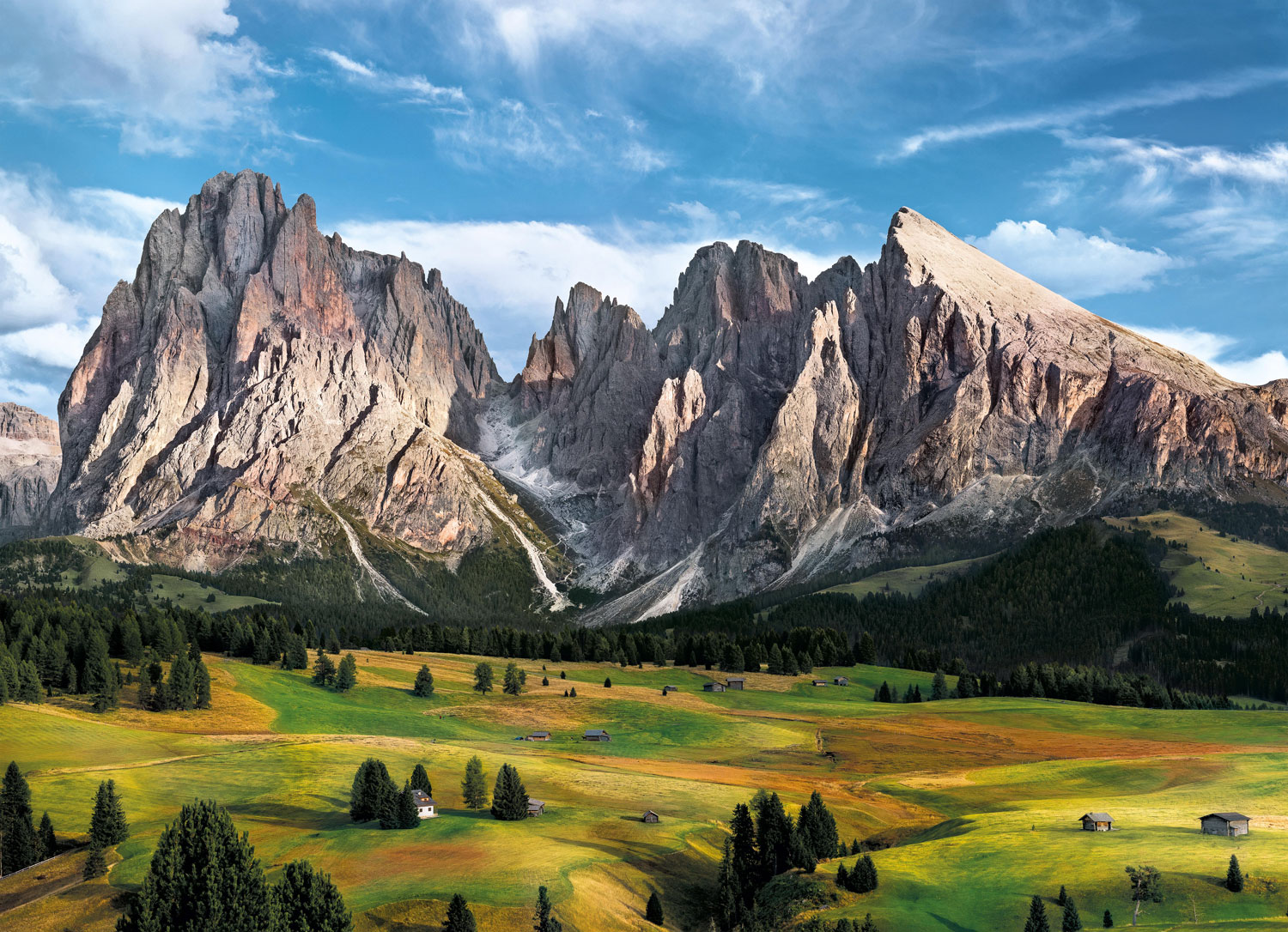 Fototapeten: Schroffe Berge