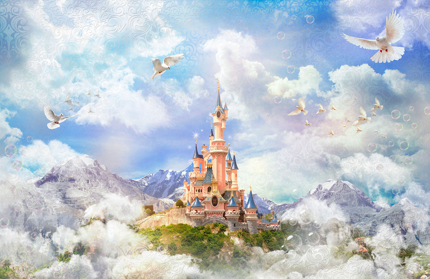 Fototapeten: Disney Castle zwischen Nebel und Bergen