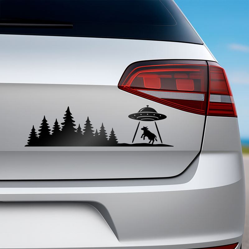 Aufkleber: Wald mit UFO und entführter Kuh