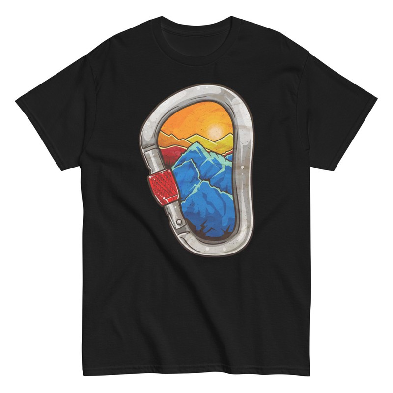 T-shirts: Berg-Karabiner und Landschaft