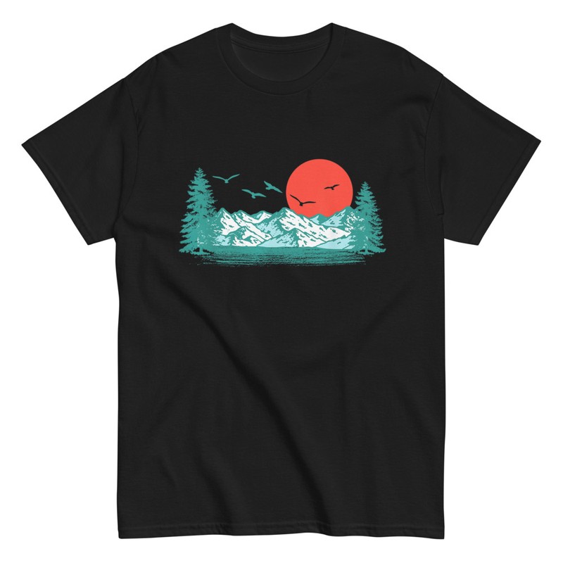 T-shirts: Schneebedecktes Bergpanorama und Sonne