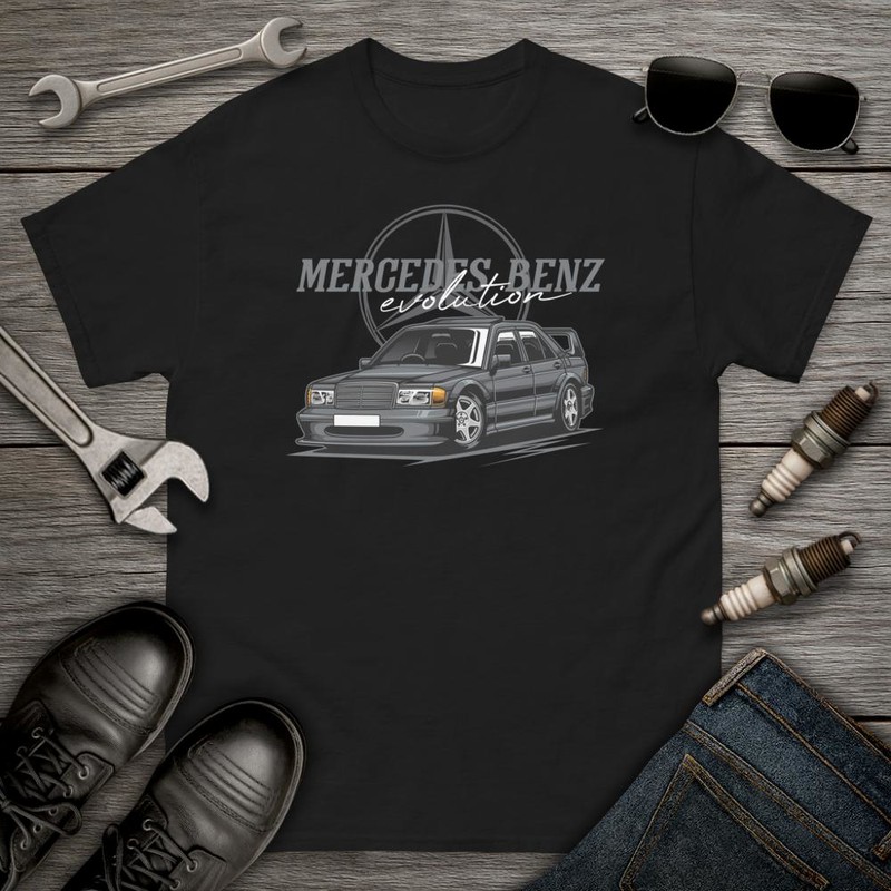 T-shirts: Driftendes Auto Mercedes Benz Evolution