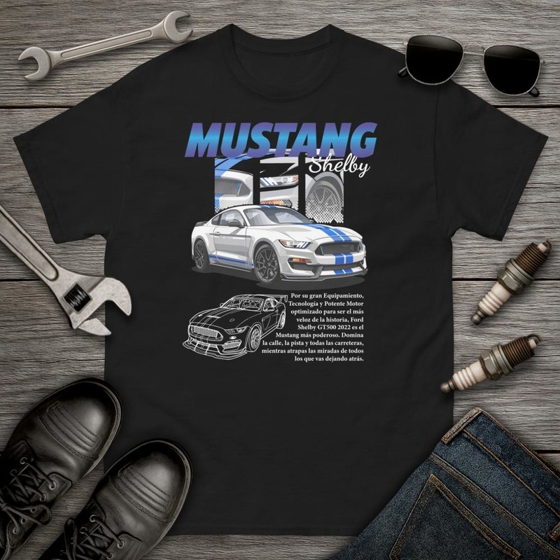 T-shirts: Illustration des Ford Shelby GT500 2022 mit Beschr
