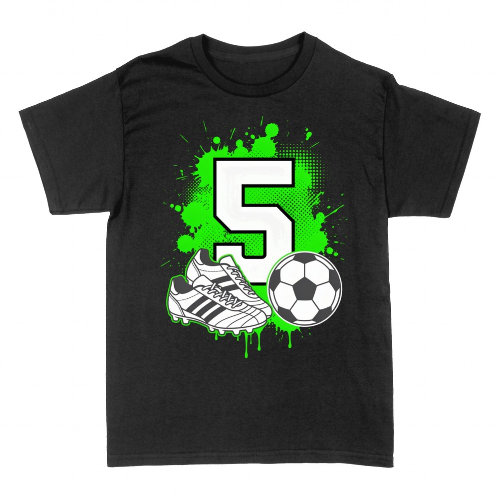 T-shirts: Fu&szlig;ball Nummer 5 mit Schuhen und Ball