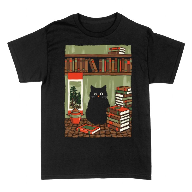 T-shirts: Schwarze Katze in gem&uuml;tlicher Bibliothek