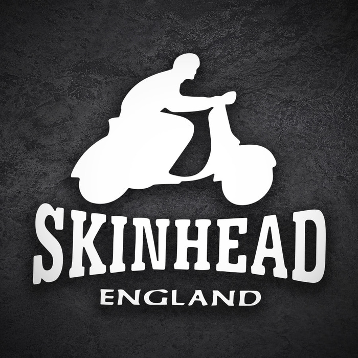 Aufkleber: Skinhead England auf dem Roller