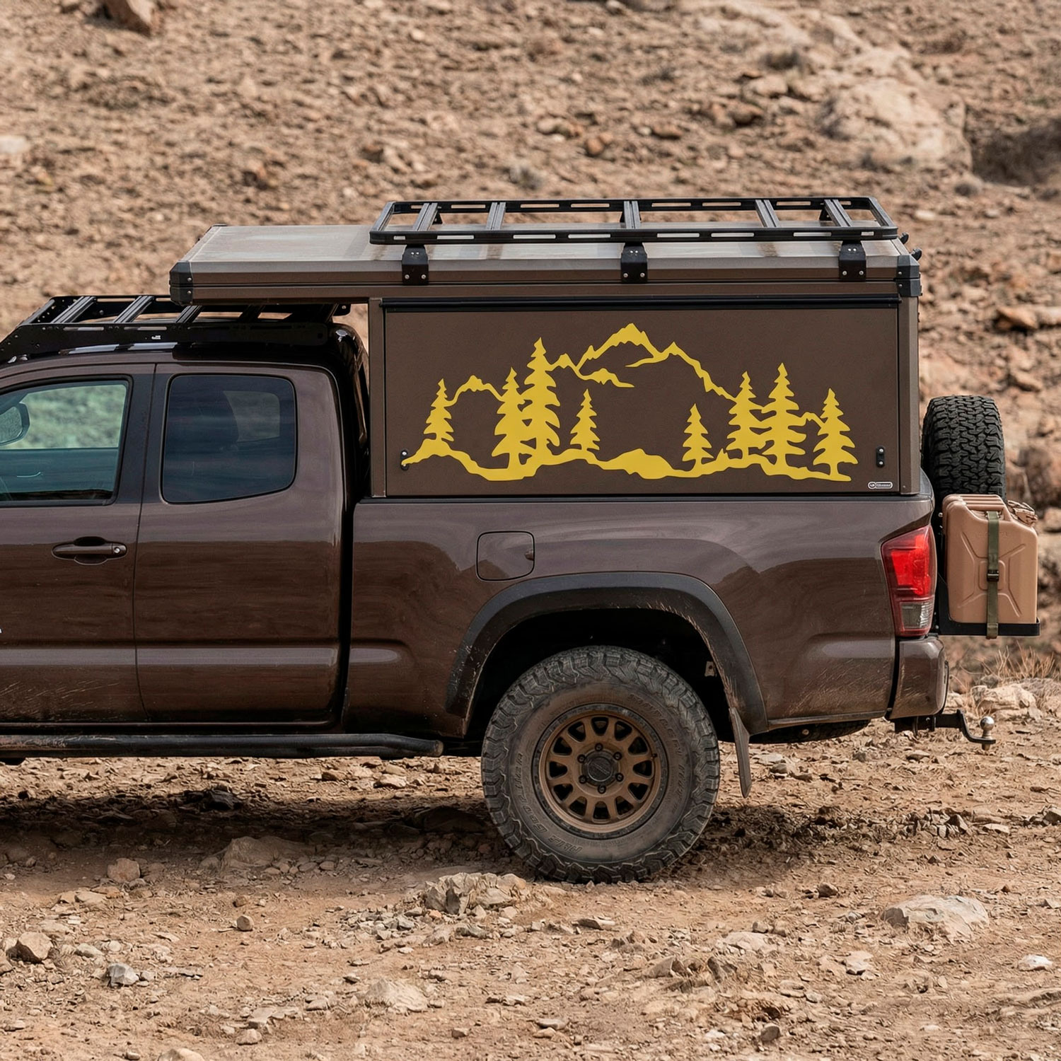 Wohnmobil aufkleber: Bergwald